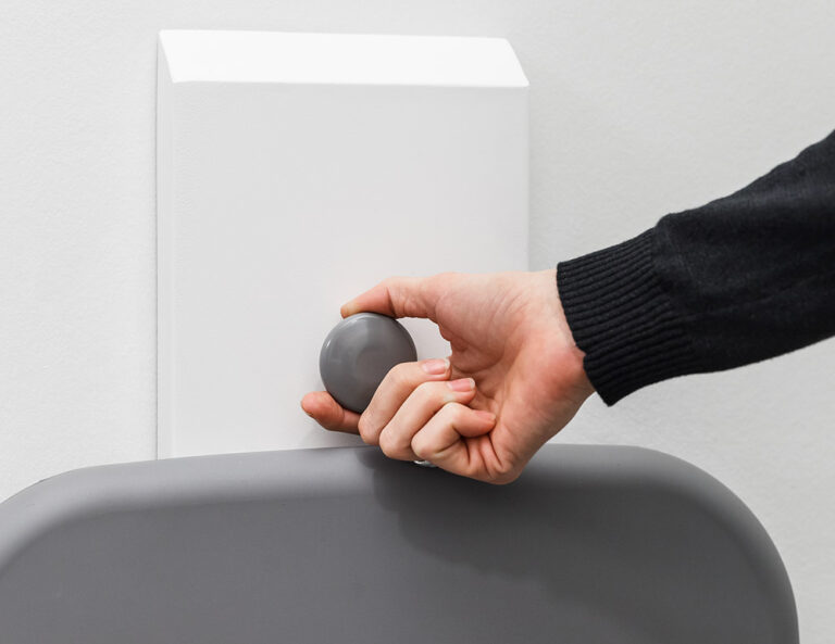 height adjustment shower seat